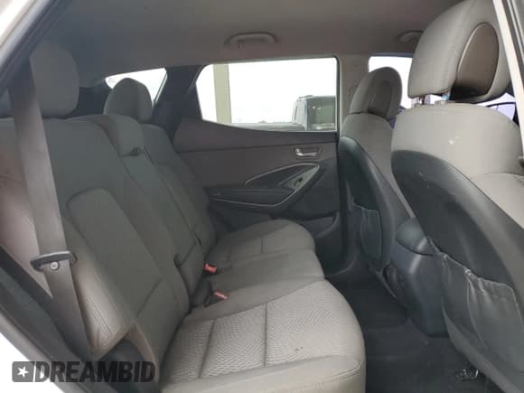 ✅ 2018 Hyundai Santa Fe 2.4L • VIN: 5XYZU3LBXJG534368 • Lot: 92224595. Wystawiony na Copart z przebiegiem 84 290 mil. Bezpłatny archiwum sprzedaży aukcyjnych z USA i szczegółowy raport historii pojazdu na DreamBid. Zdjęcie 11.