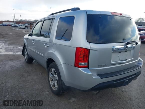 ✅ 2013 Honda Pilot EX-L • VIN: 5FNYF3H76DB013332 • Lot: 41193240. Listed on IAAI with 121,308 mi. Free auction sales archive from the USA and detailed vehicle history report at DreamBid. Image 3.
