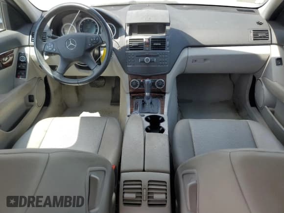 ✅ 2009 Mercedes-Benz C 300 Sport • VIN: WDDGF54X89R044957 • Lot: 56014255. Listed on Copart with 65,684 mi. Free auction sales archive from the USA and detailed vehicle history report at DreamBid. Image 8.