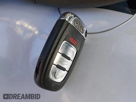 ✅ 2009 Audi A4 Premium • VIN: WAUVF78K49A177626 • Лот: 40850835. Опубликован ранее на IAAI с пробегом 221 536 миль. Бесплатный доступ к архиву аукционных продаж из США и подробный отчёт об истории автомобиля на DreamBid. Изображение 11.