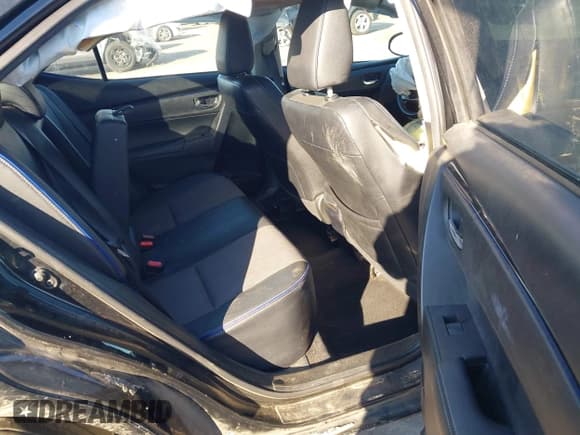 ✅ 2018 Toyota Corolla LE • VIN: 2T1BURHEXJC023083 • Lot: 43517095. Listed on IAAI with 144,193 mi. Free auction sales archive from the USA and detailed vehicle history report at DreamBid. Image 8.