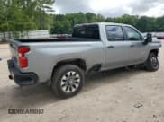 ✅ 2024 Chevrolet Silverado 2500HD Custom • VIN: 2GC1YME75R1199753 • Лот: 56539275. Опубликован ранее на Copart с пробегом 23 281 миль. Бесплатный доступ к архиву аукционных продаж из США и подробный отчёт об истории автомобиля на DreamBid. Изображение 3.