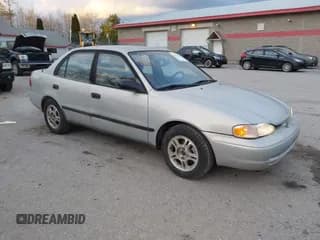 ✅ 2000 Chevrolet Prizm • VIN: 1Y1SK5281YZ411235 • Lot: 43719764. Wystawiony na IAAI z przebiegiem 96 400 mil. Bezpłatny archiwum sprzedaży aukcyjnych z USA i szczegółowy raport historii pojazdu na DreamBid. Zdjęcie 1.