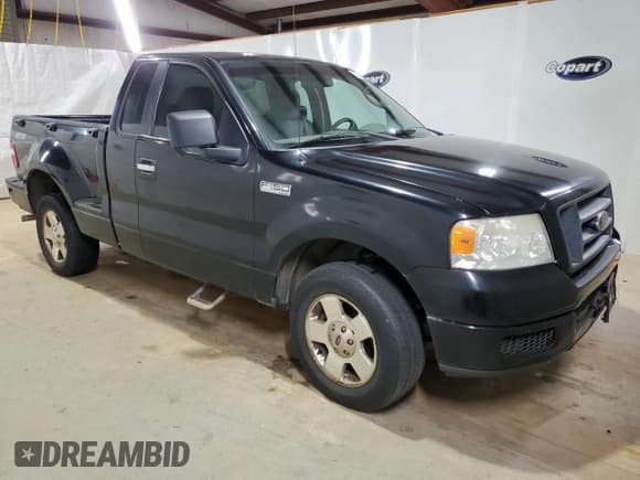 ✅ 2005 Ford F-150 STX • VIN: 1FTRF02W25KC76635 • Lot: 41410675. Listed on Copart with Not provided. Free auction sales archive from the USA and detailed vehicle history report at DreamBid. Image 4.