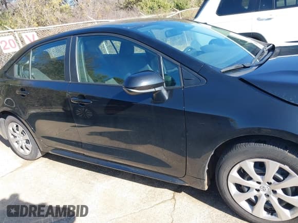 ✅ 2024 Toyota Corolla LE • VIN: 5YFB4MDE9RP165719 • Lot: 43875896. Listed on IAAI with 29,311 mi. Free auction sales archive from the USA and detailed vehicle history report at DreamBid. Image 13.