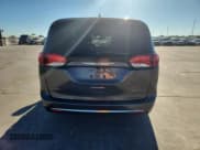 ✅ 2017 Chrysler Pacifica Limited • VIN: 2C4RC1GGXHR668736 • Lot: 91104045. Wystawiony na Copart z przebiegiem 114 865 mil. Bezpłatny archiwum sprzedaży aukcyjnych z USA i szczegółowy raport historii pojazdu na DreamBid. Zdjęcie 6.