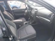 ✅ 2013 Kia Sorento LX • VIN: 5XYKT3A67DG393788 • Lot: 43655319. Listed on IAAI with 256,719 mi. Free auction sales archive from the USA and detailed vehicle history report at DreamBid. Image 5.