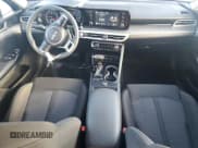 ✅ 2022 Kia K5 LXS • VIN: 5XXG14J20NG141725 • Лот: 82274605. Опубликован ранее на Copart с пробегом 62 410 миль. Бесплатный доступ к архиву аукционных продаж из США и подробный отчёт об истории автомобиля на DreamBid. Изображение 8.