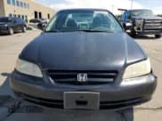 ✅ 2001 Honda Accord LX • VIN: 1HGCG56451A119403 • Лот: 64699245. Опубликован ранее на Copart с пробегом 218 408 миль. Бесплатный доступ к архиву аукционных продаж из США и подробный отчёт об истории автомобиля на DreamBid. Изображение 5.