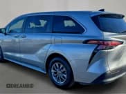 ✅ 2021 Toyota Sienna LE • VIN: 5TDKRKECXMS064207 • Лот: 96793045. Опубликован ранее на Copart с пробегом 311 239 миль. Бесплатный доступ к архиву аукционных продаж из США и подробный отчёт об истории автомобиля на DreamBid. Изображение 3.
