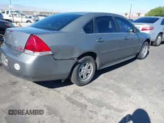 2009 Chevrolet Impala LS z VIN 2G1WB57K091224257, wystawiony jako IAAI lot #43583394 z przebiegiem 171 641 mil mil oraz . Historia ofert i sprzedaży dostępna na DreamBid. Obrazek 4.