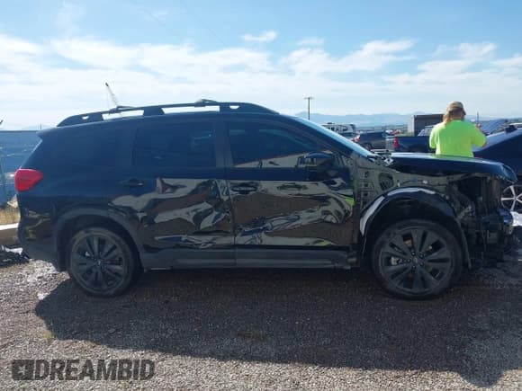 ✅ 2024 Subaru Ascent Onyx Limited • VIN: 4S4WMAKD7R3407356 • Лот: 42618256. Опубликован ранее на IAAI с пробегом 17 101 миль. Бесплатный доступ к архиву аукционных продаж из США и подробный отчёт об истории автомобиля на DreamBid. Изображение 14.