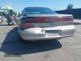 1997 Dodge Intrepid z VIN 2B3HD46T1VH509891, wystawiony jako IAAI lot #42516475 z przebiegiem 121 131 mil mil oraz . Historia ofert i sprzedaży dostępna na DreamBid. Obrazek 6.