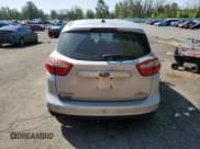 ✅ 2013 Ford C-Max SE • VIN: 1FADP5AU3DL521199 • Lot: 55250685. Wystawiony na Copart z przebiegiem 87 362 mil. Bezpłatny archiwum sprzedaży aukcyjnych z USA i szczegółowy raport historii pojazdu na DreamBid. Zdjęcie 6.