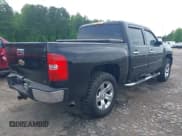 ✅ 2007 Chevrolet Silverado 1500 1LT • VIN: 2GCEC13J971689624 • Lot: 42121216. Wystawiony na IAAI z przebiegiem 171 156 mil. Bezpłatny archiwum sprzedaży aukcyjnych z USA i szczegółowy raport historii pojazdu na DreamBid. Zdjęcie 4.