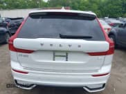 ✅ 2024 Volvo XC60 Plus Dark Theme • VIN: YV4H60DL3R1821975 • Lot: 42389056. Listed on IAAI with 10,172 mi. Free auction sales archive from the USA and detailed vehicle history report at DreamBid. Image 16.