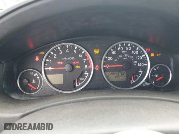 ✅ 2010 Nissan Pathfinder SE • VIN: 5N1AR1NB6AC627114 • Lot: 82112525. Listed on Copart with 179,546 mi. Free auction sales archive from the USA and detailed vehicle history report at DreamBid. Image 9.