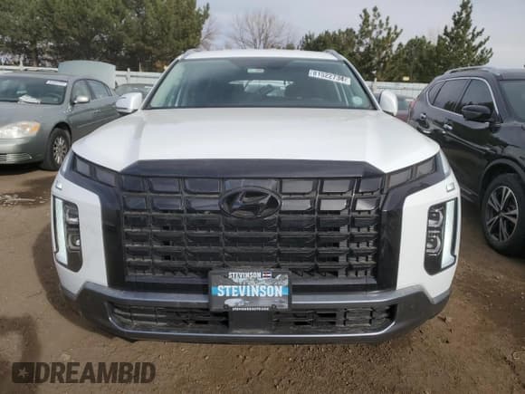 ✅ 2025 Hyundai Palisade SEL • VIN: KM8R2DGEXSU818868 • Лот: 81522734. Опубликован ранее на Copart с пробегом 606 миль. Бесплатный доступ к архиву аукционных продаж из США и подробный отчёт об истории автомобиля на DreamBid. Изображение 5.