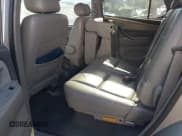 ✅ 2002 Toyota Sequoia SR5 • VIN: 5TDBT44AX2S070809 • Лот: 43394810. Опубликован ранее на IAAI с пробегом 239 685 миль. Бесплатный доступ к архиву аукционных продаж из США и подробный отчёт об истории автомобиля на DreamBid. Изображение 8.