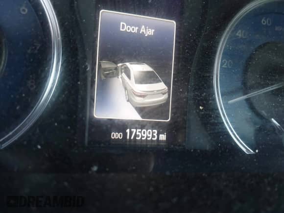 2016 Toyota Camry LE z VIN 4T4BF1FK8GR582035, wystawiony jako IAAI lot #43247554 z przebiegiem 175 993 mil mil oraz . Historia ofert i sprzedaży dostępna na DreamBid. Obrazek 15.