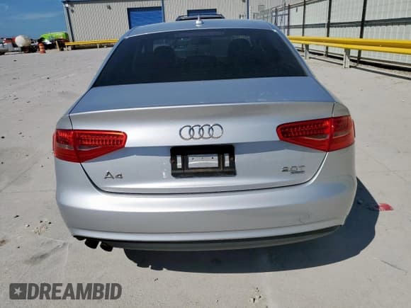 ✅ 2013 Audi A4 Premium • VIN: WAUDFAFL7DN045238 • Lot: 82056825. Wystawiony na Copart z przebiegiem 98 110 mil. Bezpłatny archiwum sprzedaży aukcyjnych z USA i szczegółowy raport historii pojazdu na DreamBid. Zdjęcie 6.