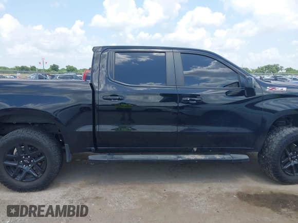 ✅ 2020 Chevrolet Silverado 1500 RST • VIN: 3GCUYEEL3LG383121 • Лот: 42545831. Опубликован ранее на IAAI с пробегом 73 815 миль. Бесплатный доступ к архиву аукционных продаж из США и подробный отчёт об истории автомобиля на DreamBid. Изображение 13.