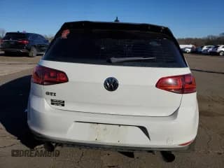 ✅ 2015 Volkswagen Golf GTI S • VIN: 3VWTT7AU4FM047193 • Lot: 93353205. Wystawiony na Copart z przebiegiem Nie podano. Bezpłatny archiwum sprzedaży aukcyjnych z USA i szczegółowy raport historii pojazdu na DreamBid. Zdjęcie 6.