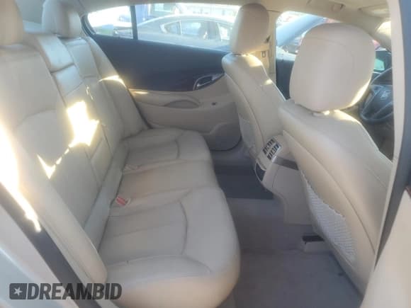 ✅ 2012 Buick LaCrosse Premium 1 • VIN: 1G4GD5E37CF155614 • Лот: 91068635. Опубликован ранее на Copart с пробегом 92 287 миль. Бесплатный доступ к архиву аукционных продаж из США и подробный отчёт об истории автомобиля на DreamBid. Изображение 10.