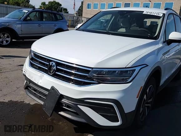 ✅ 2024 Volkswagen Tiguan S • VIN: 3VVFB7AXXRM068634 • Лот: 70101115. Опубликован ранее на Copart с пробегом 9 008 миль. Бесплатный доступ к архиву аукционных продаж из США и подробный отчёт об истории автомобиля на DreamBid. Изображение 14.