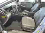 2015 Hyundai Sonata Limited z VIN KMHEC4A41FA136805, wystawiony jako Copart lot #69213725 z przebiegiem 153 285 mil mil oraz Szkoda całkowita • Salvage title. Historia ofert i sprzedaży dostępna na DreamBid. Obrazek 7.