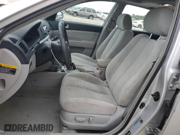 2007 Hyundai Sonata GLS с VIN 5NPET46C37H194560, выставлен на аукционе Copart как лот 71738084 с пробегом 61 369 миль миль и Списание • Salvage title. История ставок и продаж доступна на DreamBid. Изображение 7.