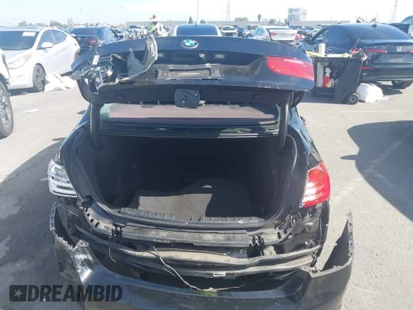 ✅ 2015 BMW 3 Series 320i • VIN: WBA3B1G52FNT06334 • Лот: 43598807. Опубликован ранее на IAAI с пробегом 65 920 миль. Бесплатный доступ к архиву аукционных продаж из США и подробный отчёт об истории автомобиля на DreamBid. Изображение 22.