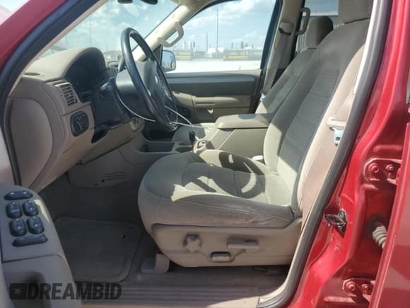 ✅ 2003 Ford Explorer XLT • VIN: 1FMZU73W73ZA41984 • Lot: 66892415. Listed on Copart with 98,261 mi. Free auction sales archive from the USA and detailed vehicle history report at DreamBid. Image 7.