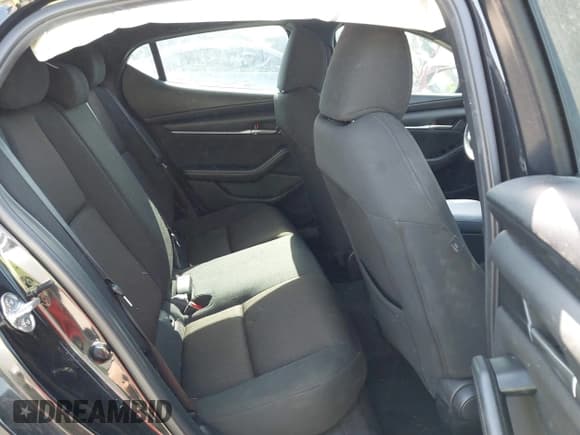 ✅ 2021 Mazda 3 S • VIN: JM1BPAJL0M1343779 • Lot: 42249037. Listed on IAAI with 48,613 mi. Free auction sales archive from the USA and detailed vehicle history report at DreamBid. Image 8.