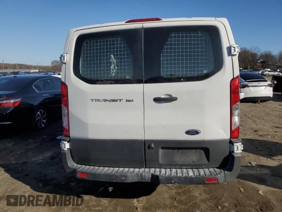 ✅ 2015 Ford Transit Cargo • VIN: 1FTNE1YM7FKA50119 • Лот: 57963515. Опубликован ранее на Copart с пробегом Не указан. Бесплатный доступ к архиву аукционных продаж из США и подробный отчёт об истории автомобиля на DreamBid. Изображение 6.
