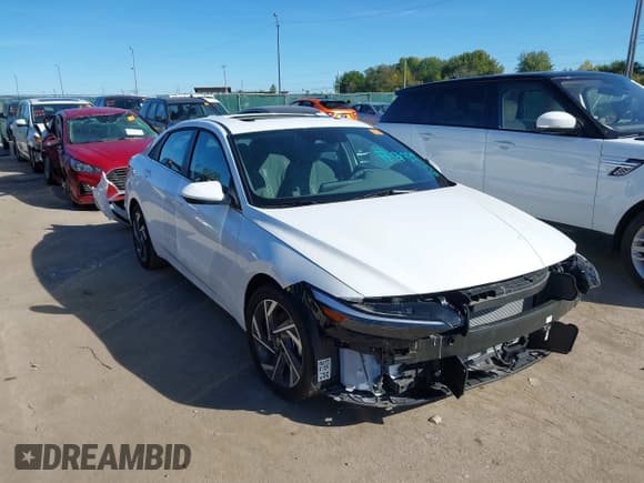 ✅ 2025 Hyundai Elantra SEL Convenience • VIN: KMHLS4DG7SU951650 • Lot: 43330896. Listed on IAAI with 2,140 mi. Free auction sales archive from the USA and detailed vehicle history report at DreamBid. Image 1.