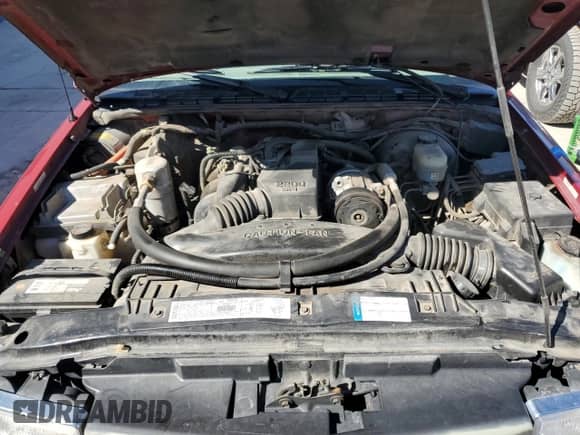 2000 Chevrolet S-10 LS с VIN 1GCCS1443Y8154483, выставлен на аукционе Copart как лот 72542624 с пробегом 166 878 миль миль и Списание • Salvage title. История ставок и продаж доступна на DreamBid. Изображение 11.