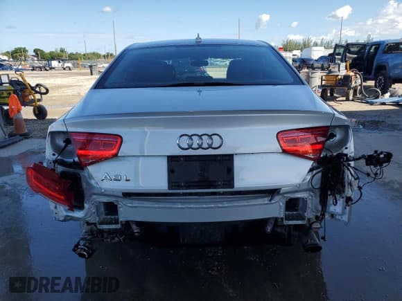 ✅ 2014 Audi A8 3.0T • VIN: WAURGAFD4EN006135 • Lot: 80755355. Wystawiony na Copart z przebiegiem 78 474 mil. Bezpłatny archiwum sprzedaży aukcyjnych z USA i szczegółowy raport historii pojazdu na DreamBid. Zdjęcie 6.