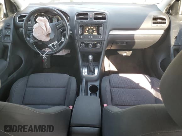 ✅ 2013 Volkswagen Golf TDI • VIN: WVWDM7AJ0DW123225 • Lot: 71839145. Wystawiony na Copart z przebiegiem 55 945 mil. Bezpłatny archiwum sprzedaży aukcyjnych z USA i szczegółowy raport historii pojazdu na DreamBid. Zdjęcie 8.