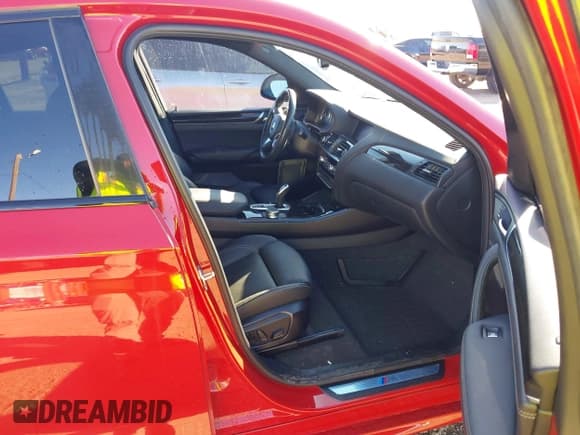 ✅ 2018 BMW X4 xDrive28i • VIN: 5UXXW3C55J0T80765 • Лот: 43650338. Опубликован ранее на IAAI с пробегом 104 413 миль. Бесплатный доступ к архиву аукционных продаж из США и подробный отчёт об истории автомобиля на DreamBid. Изображение 5.