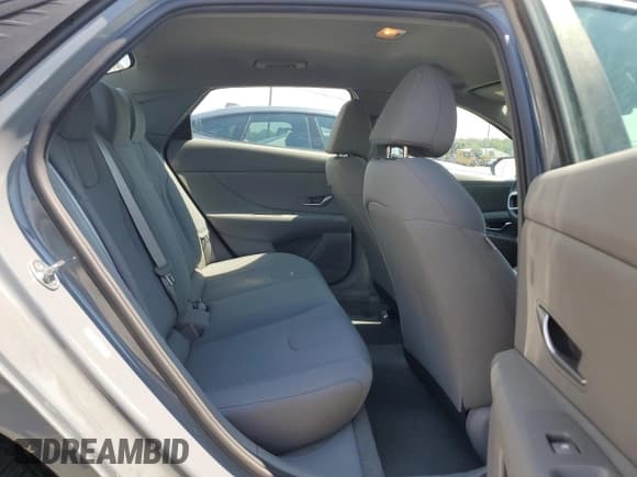 ✅ 2021 Hyundai Elantra SE • VIN: KMHLL4AG9MU148567 • Lot: 65771055. Listed on Copart with 34,358 mi. Free auction sales archive from the USA and detailed vehicle history report at DreamBid. Image 10.