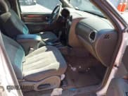 ✅ 2004 GMC Envoy SLE • VIN: 1GKDT13S442223832 • Lot: 41845628. Listed on IAAI with 265,898 mi. Free auction sales archive from the USA and detailed vehicle history report at DreamBid. Image 5.