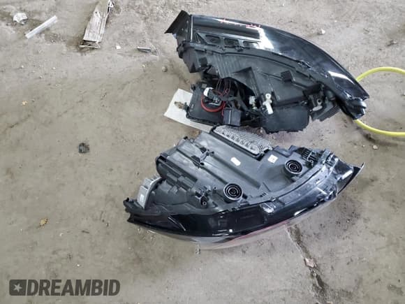 ✅ 2020 BMW i3 • VIN: WBY8P8C05L7G63120 • Lot: 50786985. Listed on Copart with 15,582 mi. Free auction sales archive from the USA and detailed vehicle history report at DreamBid. Image 13.