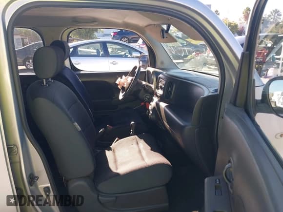 ✅ 2010 Nissan Cube S • VIN: JN8AZ2KR9AT169651 • Lot: 43578231. Listed on IAAI with 397,542 mi. Free auction sales archive from the USA and detailed vehicle history report at DreamBid. Image 5.