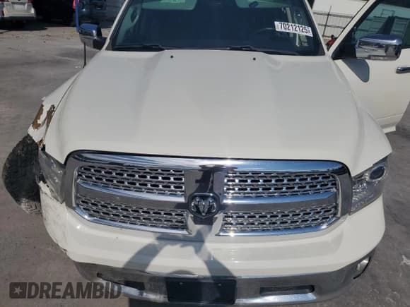 ✅ 2016 Ram 1500 Laramie • VIN: 1C6RR7NM0GS354298 • Лот: 70212125. Опубликован ранее на Copart с пробегом 86 691 миль. Бесплатный доступ к архиву аукционных продаж из США и подробный отчёт об истории автомобиля на DreamBid. Изображение 11.