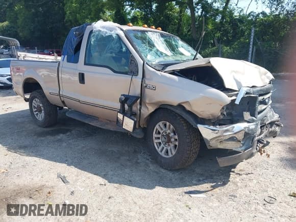 ✅ 1999 Ford F-250 XL • VIN: 1FTNX21F6XEB76791 • Lot: 42695818. Listed on IAAI with 231,378 mi. Free auction sales archive from the USA and detailed vehicle history report at DreamBid. Image 1.