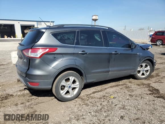 ✅ 2016 Ford Escape SE • VIN: 1FMCU9G9XGUB06383 • Лот: 54385615. Опубликован ранее на Copart с пробегом 124 402 миль. Бесплатный доступ к архиву аукционных продаж из США и подробный отчёт об истории автомобиля на DreamBid. Изображение 3.
