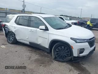 ✅ 2023 Chevrolet Traverse RS • VIN: 1GNERJKW3PJ150070 • Lot: 42677368. Wystawiony na IAAI z przebiegiem 62 123 mil. Bezpłatny archiwum sprzedaży aukcyjnych z USA i szczegółowy raport historii pojazdu na DreamBid. Zdjęcie 1.