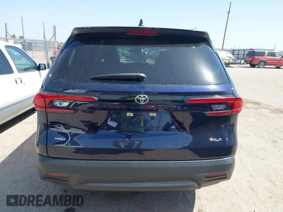 ✅ 2025 Toyota Highlander XLE • VIN: 5TDAAAB55SS076507 • Лот: 42552936. Опубликован ранее на IAAI с пробегом 13 993 миль. Бесплатный доступ к архиву аукционных продаж из США и подробный отчёт об истории автомобиля на DreamBid. Изображение 16.