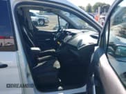 ✅ 2018 Ford Transit Connect XLT • VIN: NM0LS7F76J1377283 • Lot: 42222008. Wystawiony na IAAI z przebiegiem 140 667 mil. Bezpłatny archiwum sprzedaży aukcyjnych z USA i szczegółowy raport historii pojazdu na DreamBid. Zdjęcie 5.